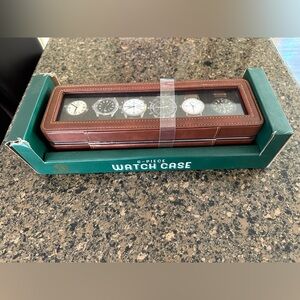 Woodbury NIB watch case for 6 watches brown exterior and glass lid
